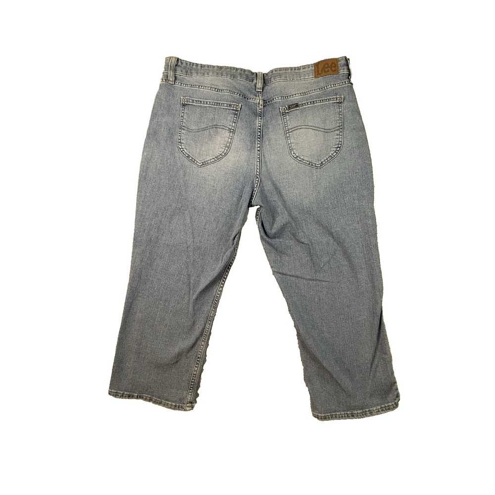 Lee Riders Midrise Capri Women's 38.5x22 Medium Wash Denim Cropped Jeans SEE DES - Picture 2 of 11
